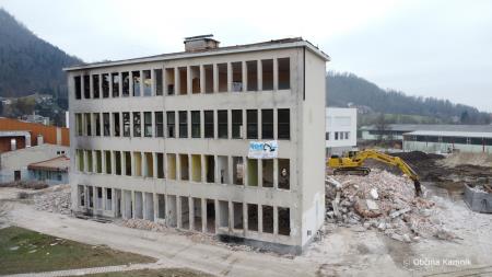 Rušitev stare šoole FA (1)